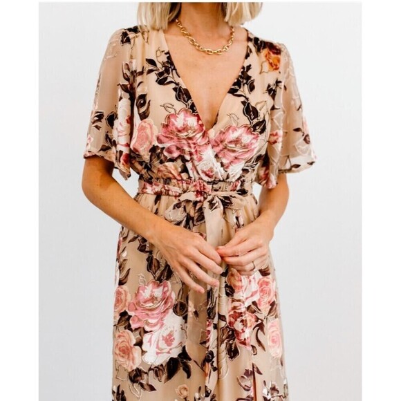 Baltic Born Uma Velvet Maxi Dress Beige Small Floral Shimmer NO BELT - Picture 2 of 13